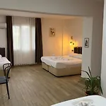 Atillas Getaway Hotel
