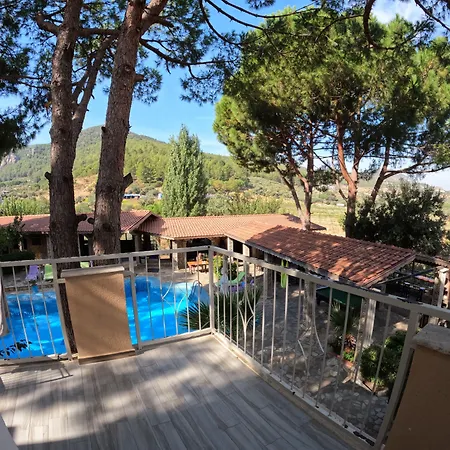 Atillas Getaway Hotel